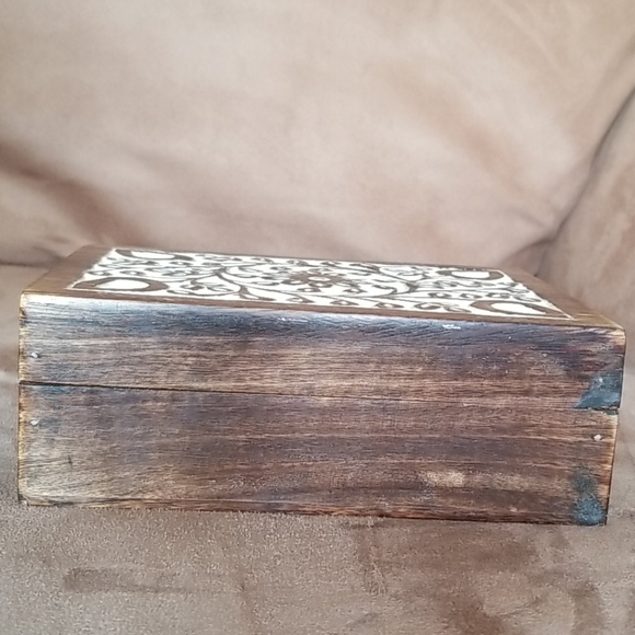 Mela Artisans Decorative Hand Crafted Wood Box - Picture 4 of 8